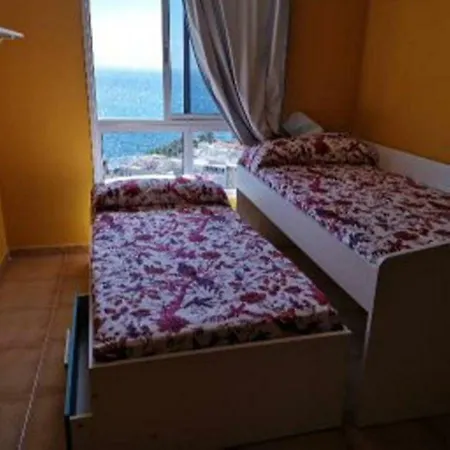 Playa, Vistas Al Mar Y Montana, Privacidad