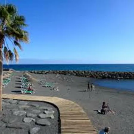 Playa, Vistas Al Mar Y Montana, Privacidad كانديلاريا
